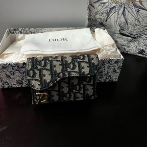 dior mini wallet